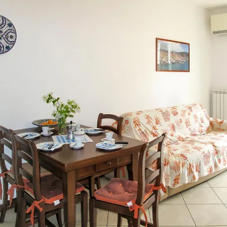 Lägenhet Cala Azzurra - Imp312 By Interhome *